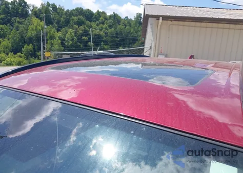 2021 Toyota Rav4 Hybrid Xle z USA, uszkodzony, nr VIN 4T3RWRFV5MU024535